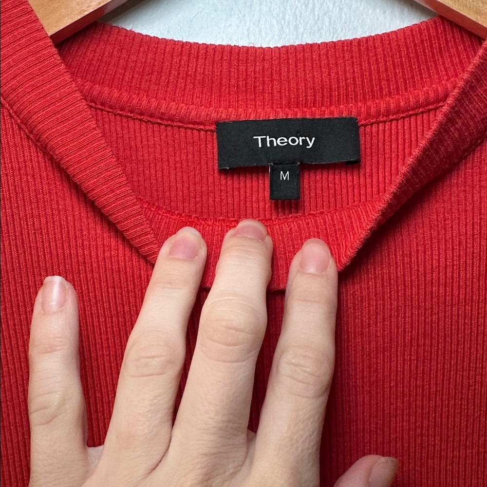 Theory Tiny Tee Compact Rib - Picture 2 of 5
